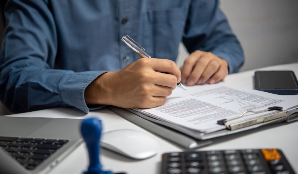 New Year’s Resolution Journal Ideas for 2025 - new year's resolution journal ideas